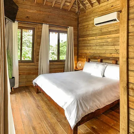 Red Frog Beach Island Resort Bocas Town Exterior photo